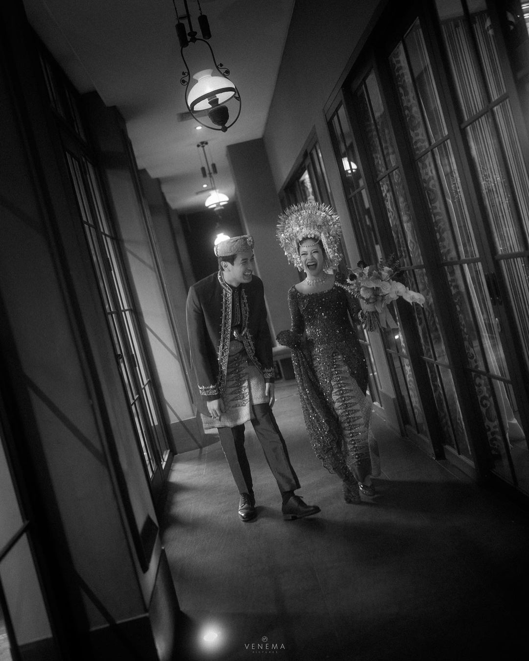 Momen Pernikahan Hanggini dan Luthfi. 